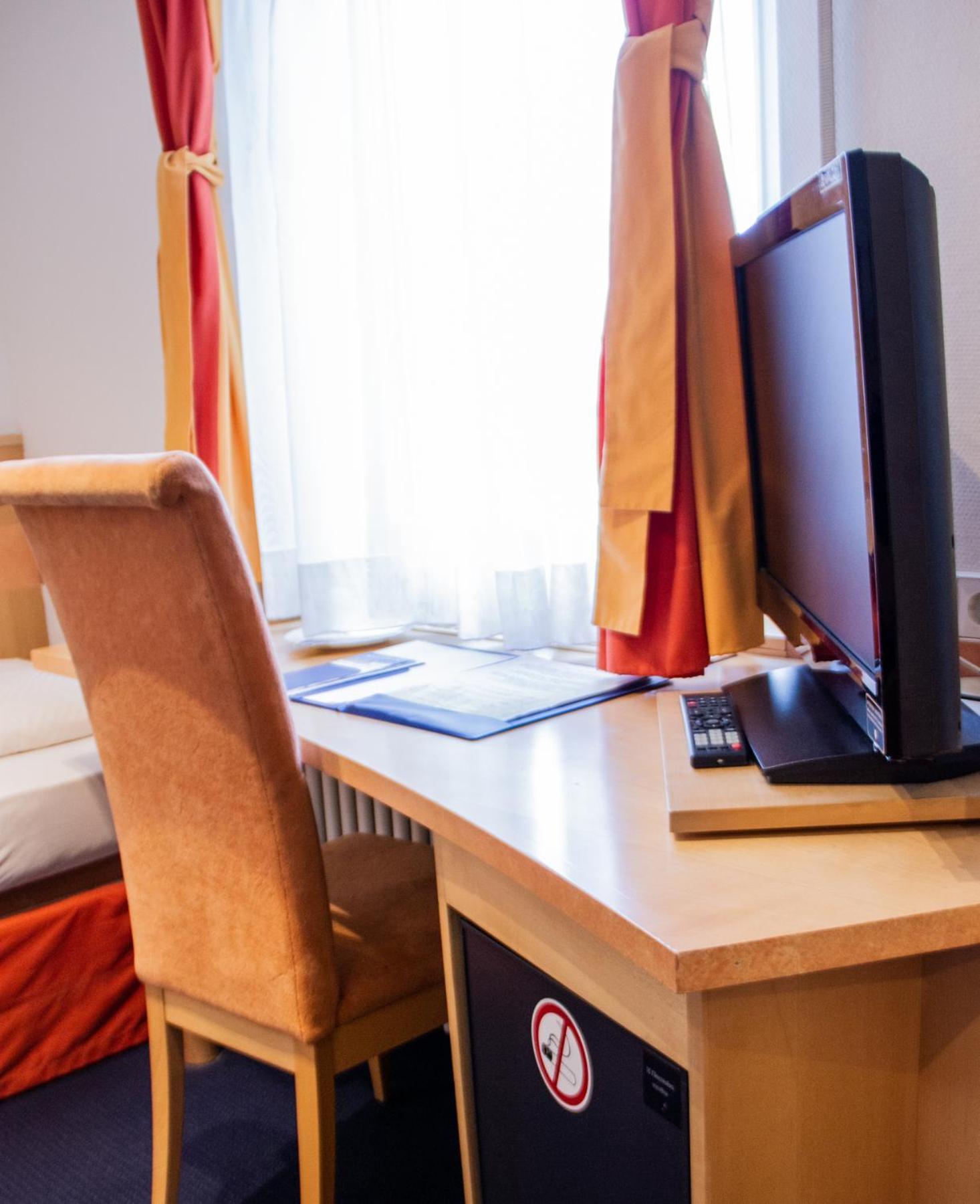 Hotel-Restaurant Steuermann Karlsruhe Eksteriør billede