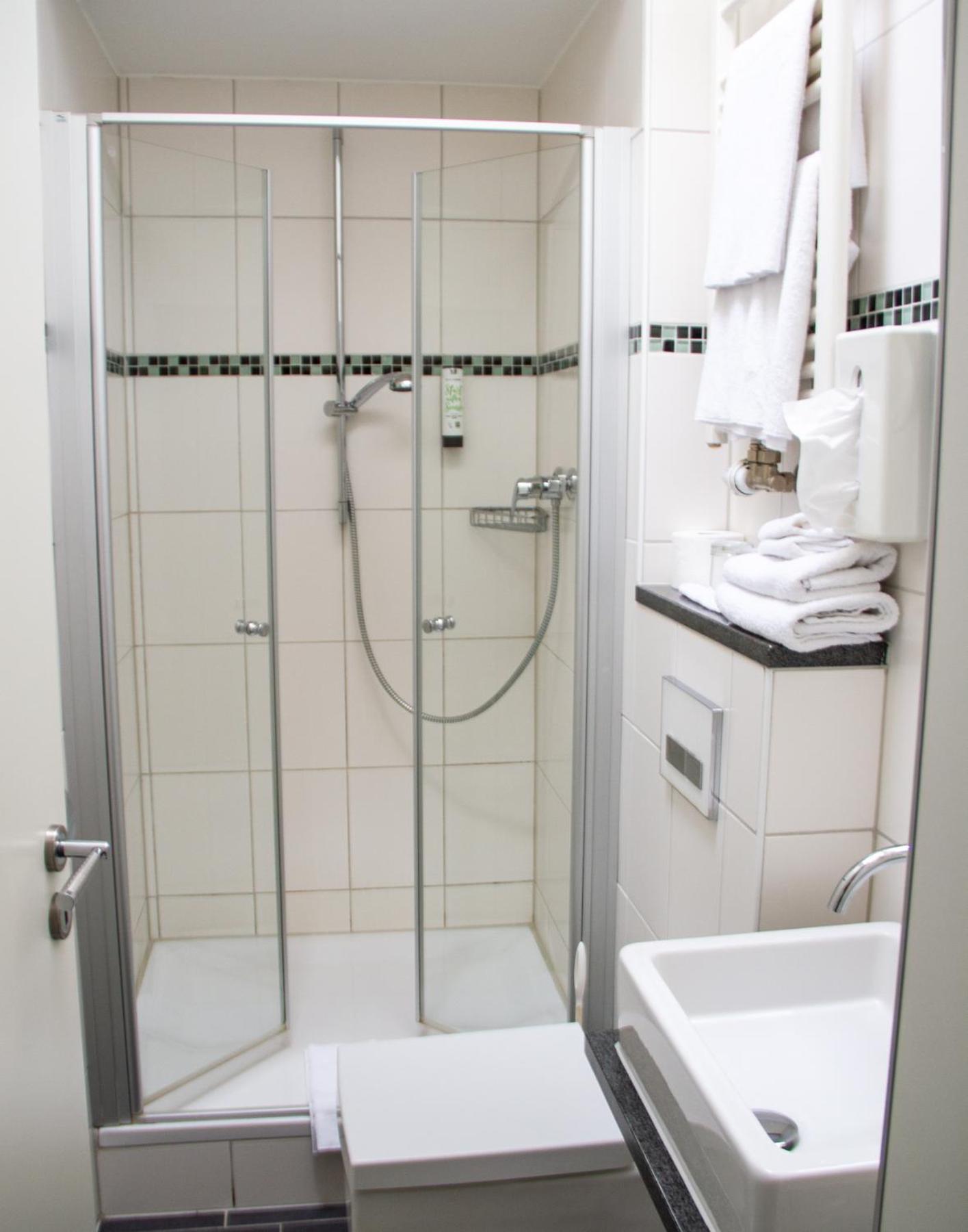 Hotel-Restaurant Steuermann Karlsruhe Eksteriør billede